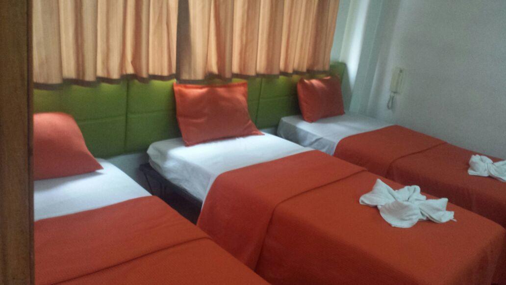 Hotel Las Palmas Fontibon Богота Екстериор снимка