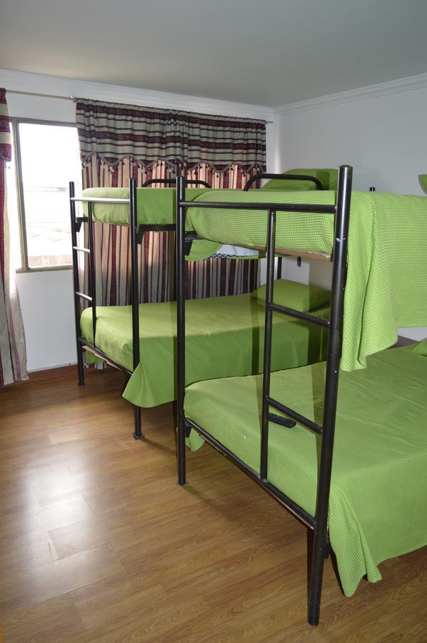 Hotel Las Palmas Fontibon Богота Екстериор снимка